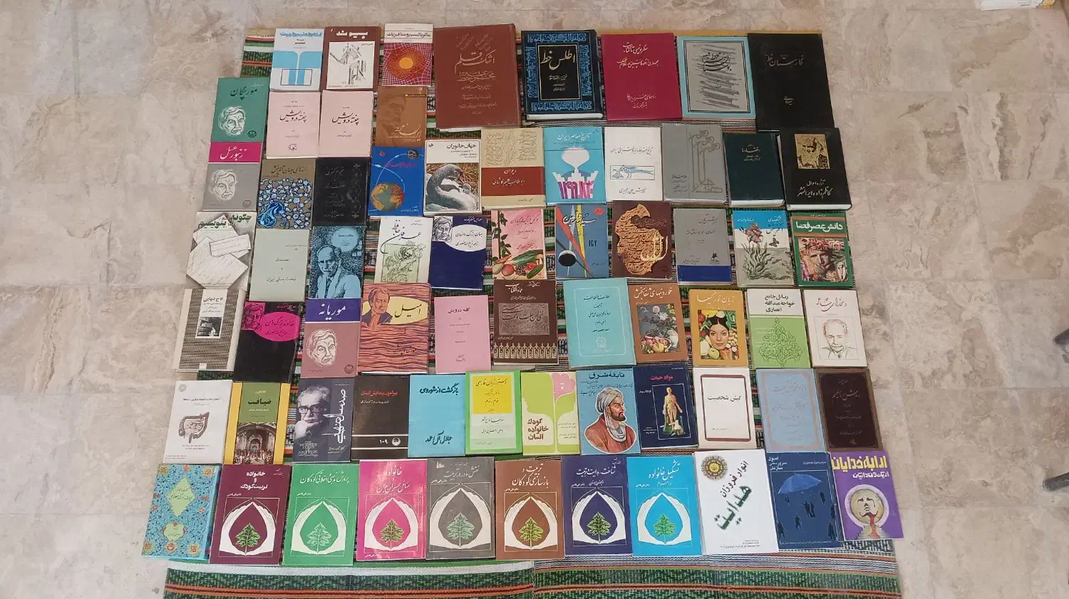 فروش ۲۰۰ جلد کتاب شخصی|کتاب و مجله ادبی|خوانسار, |دیوار