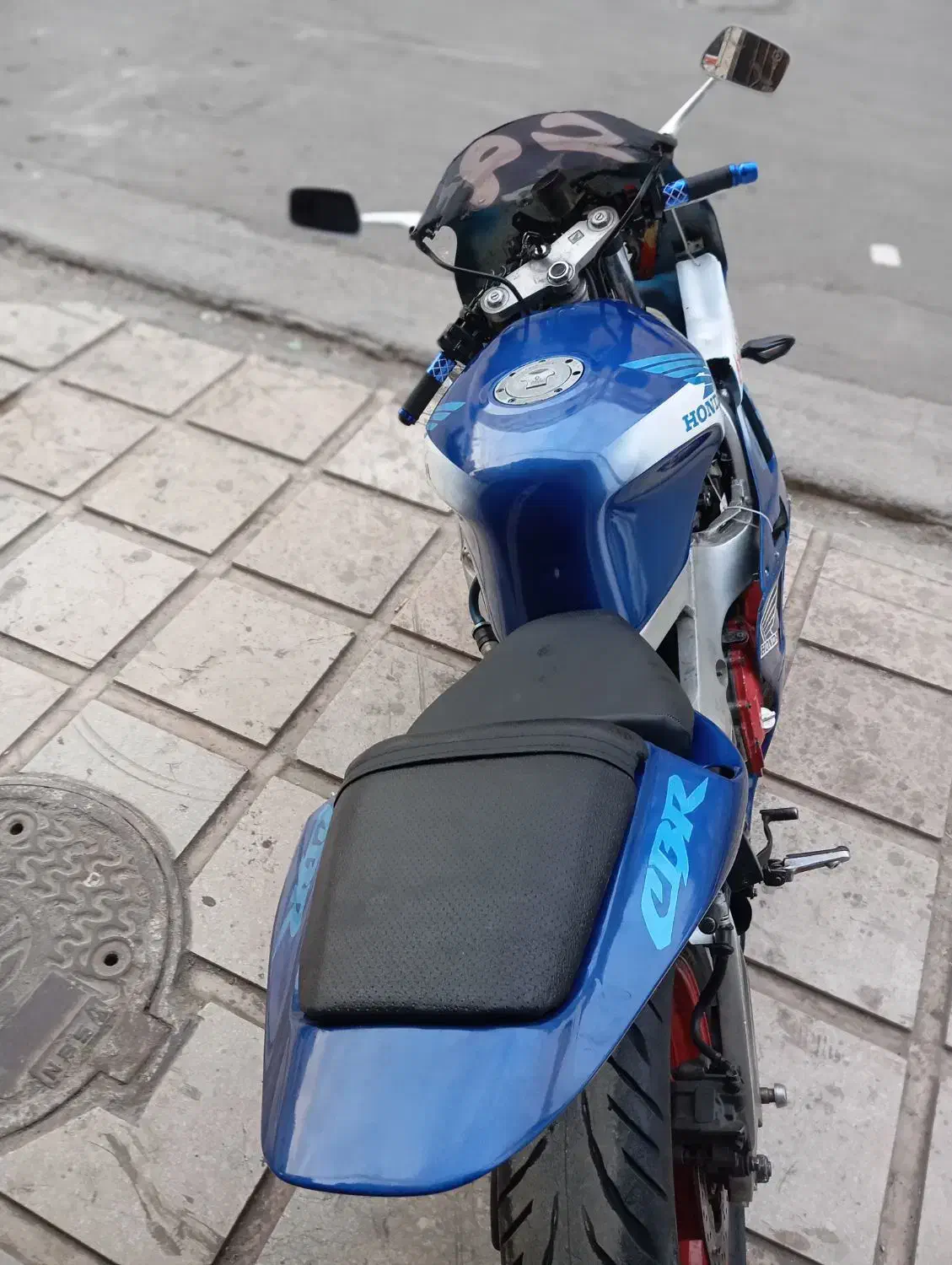 سی بی ار|موتورسیکلت|مشهد, حرم مطهر رضوی|دیوار