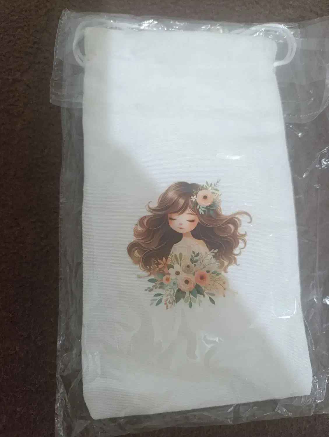 دخترانه|ظروف نگهدارنده، پلاستیکی، یک‌بارمصرف|سقز, |دیوار