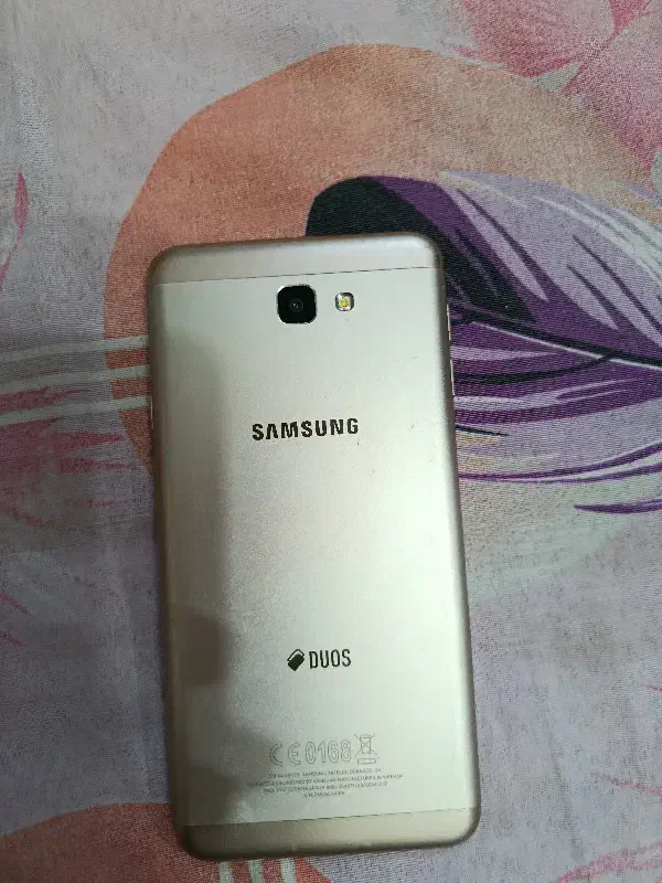 فروش یک دستگاه موبایل j7|موبایل|لنجان, |دیوار