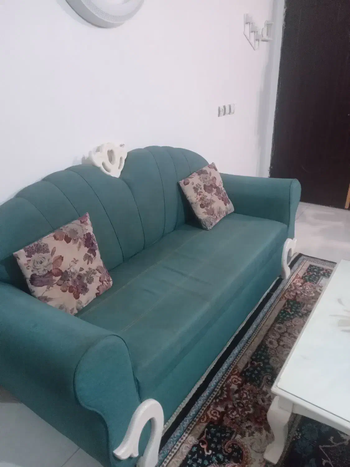 مبل|مبلمان خانگی و میز عسلی|رشت, آب آسیاب|دیوار