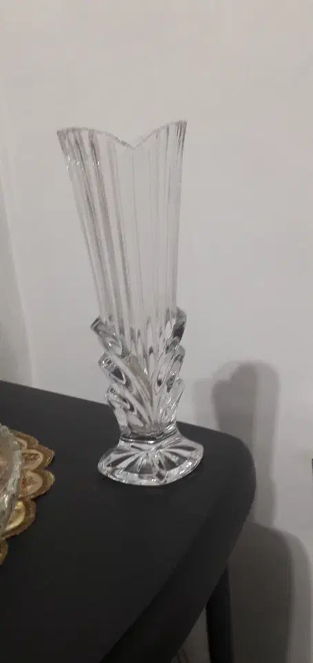 گلدان کریستال|ظروف سرو و پذیرایی|رشت, فلسطین|دیوار