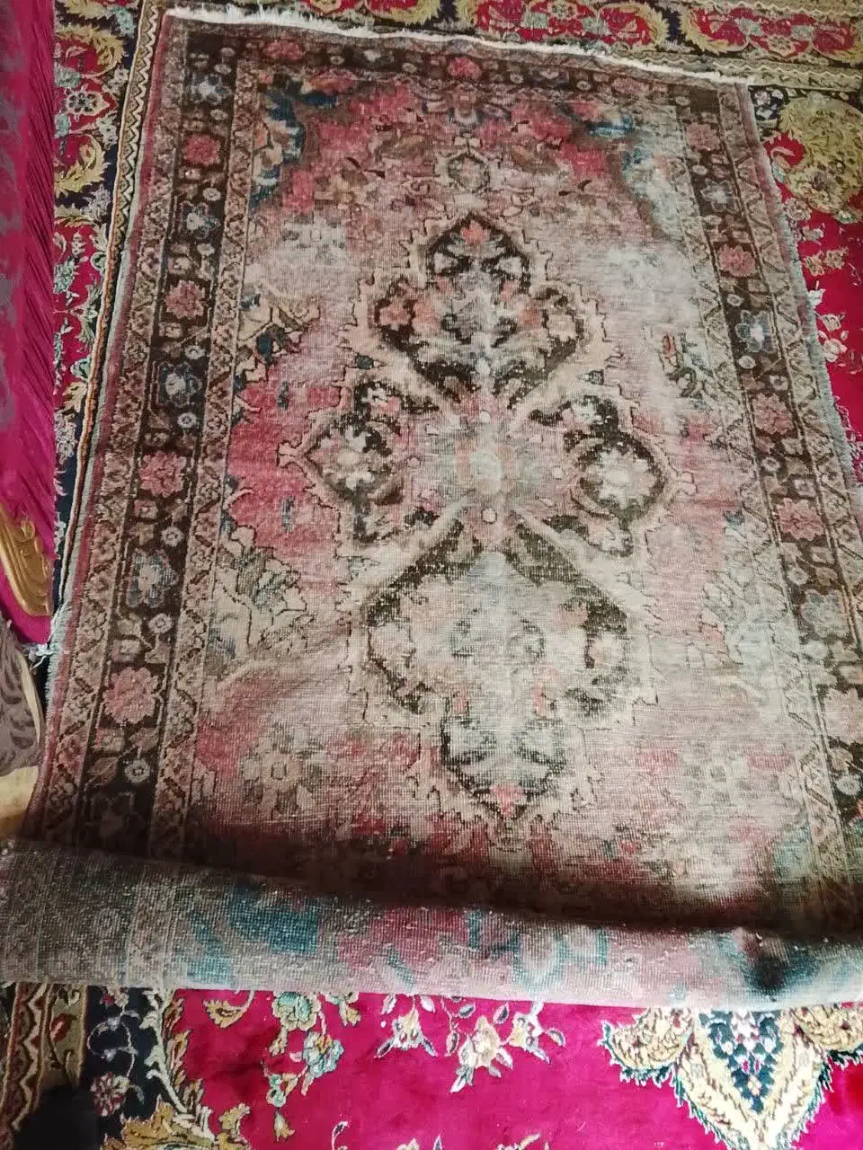 فرش دستبافت|فرش|نیشابور, ده حلاج|دیوار