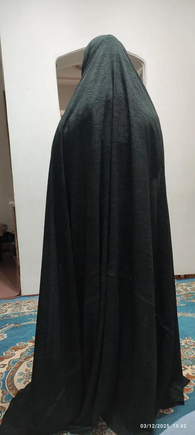 چادر مشکی زیتونی طرحدار|لباس|رشت, دروازه لاکان|دیوار