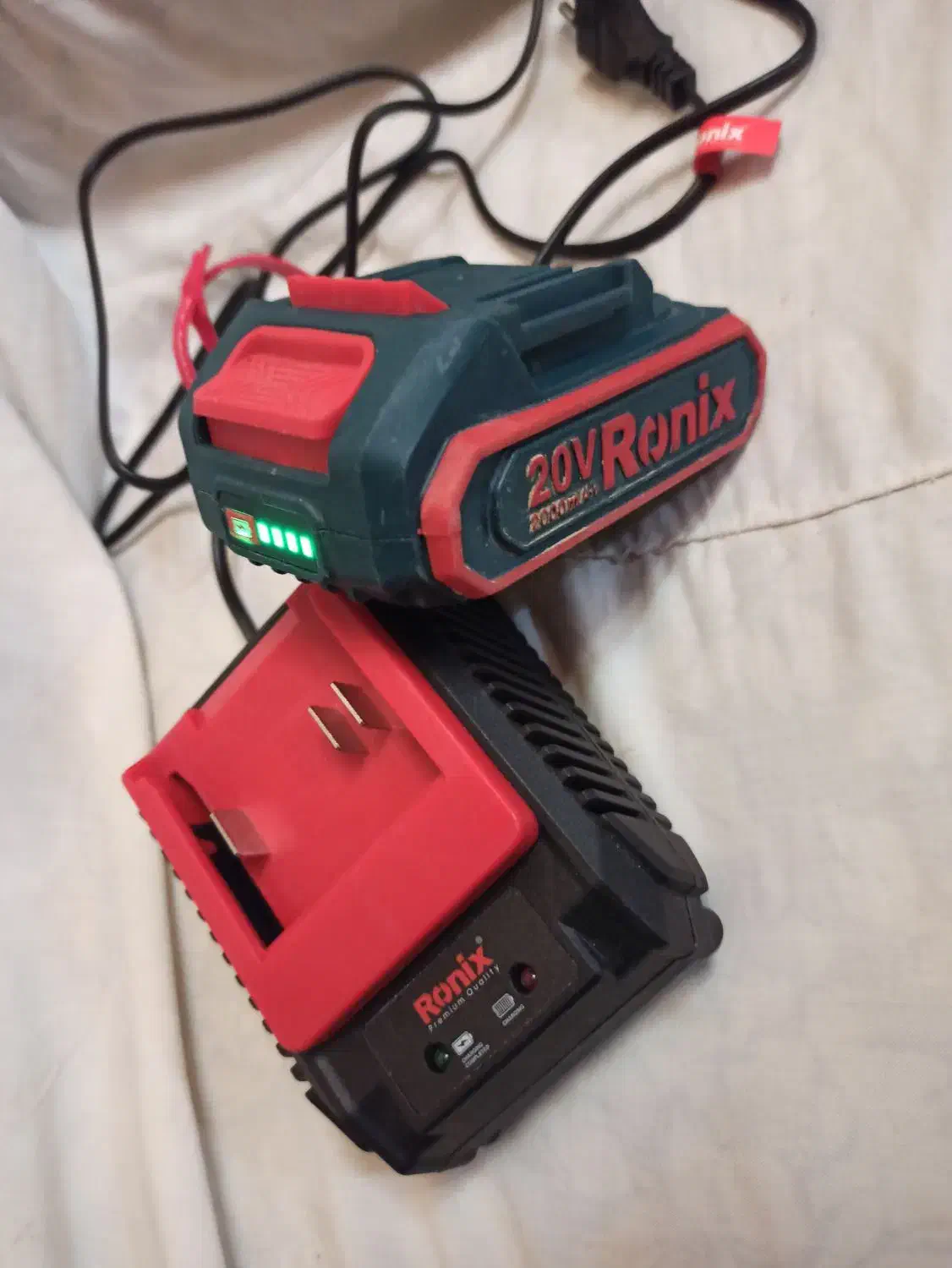 فروش یک عدد شارژروباتری دریل شارژی رونیکس مدل۸۶۷۰|ابزارآلات|کتالم و سادات شهر, |دیوار