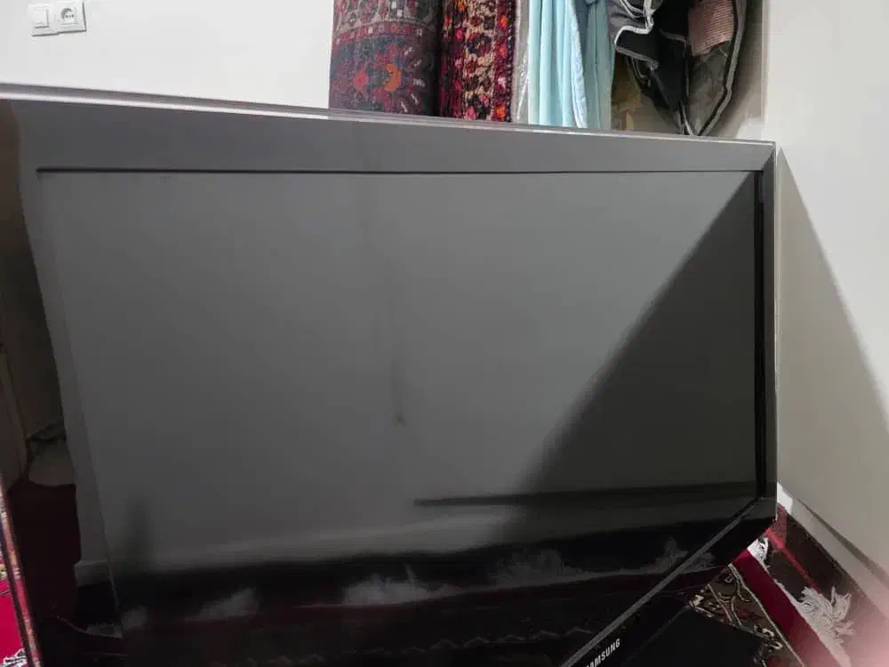 میفروشم ۴۲ اینچ سامسونگ|تلویزیون و پروژکتور|تهران, مسعودیه|دیوار