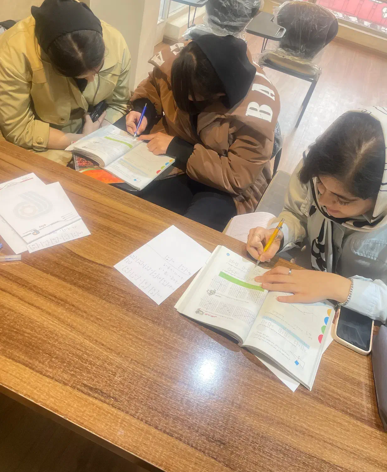 تدریس دروس ریاضی فیزیک شیمی متوسطه و هنرستان|خدمات آموزشی|تبریز, |دیوار