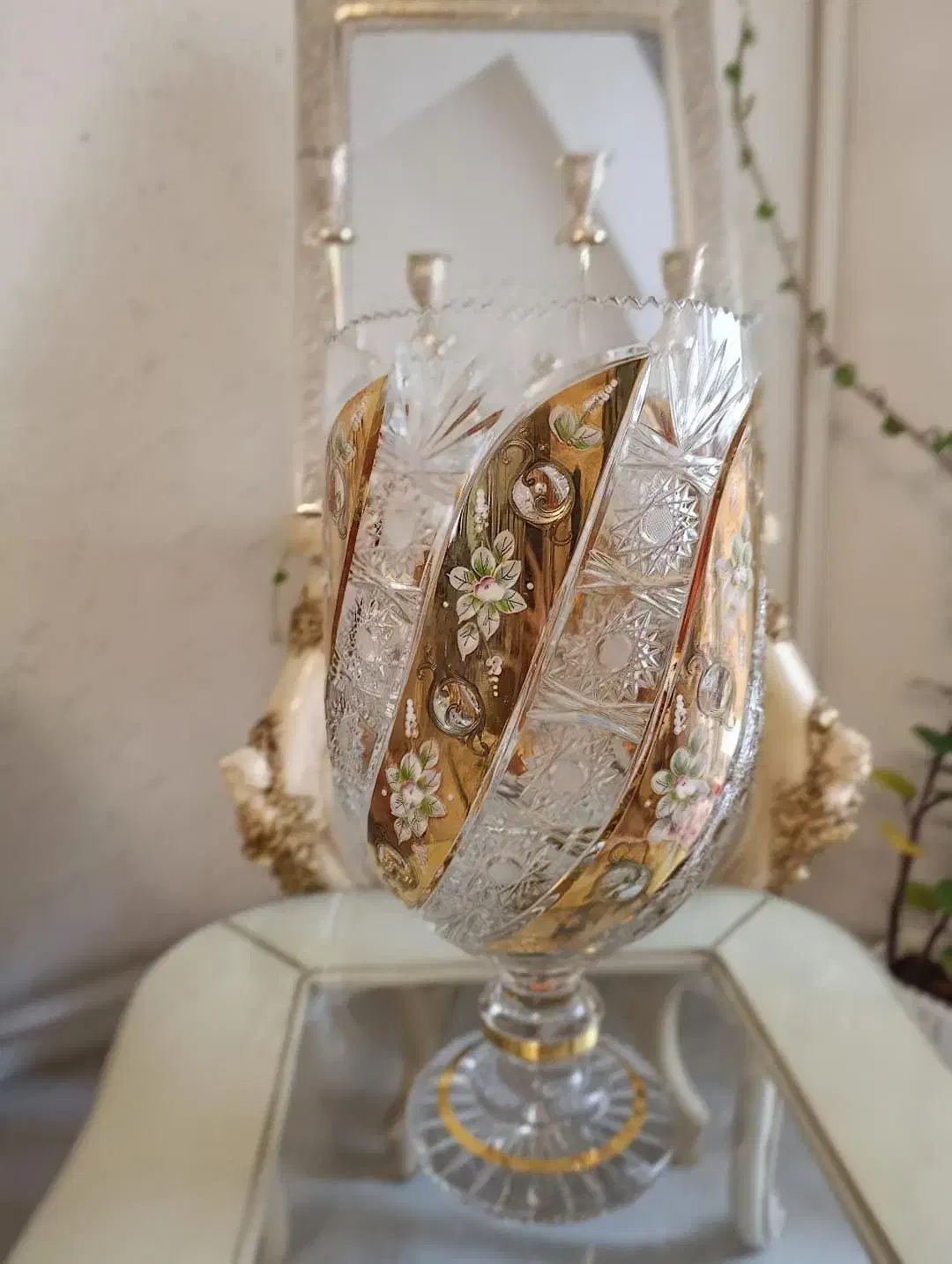 کنار سالنی غول پیکر طلاکوب اصل چک|صنایع دستی و سایر لوازم تزئینی|تبریز, |دیوار