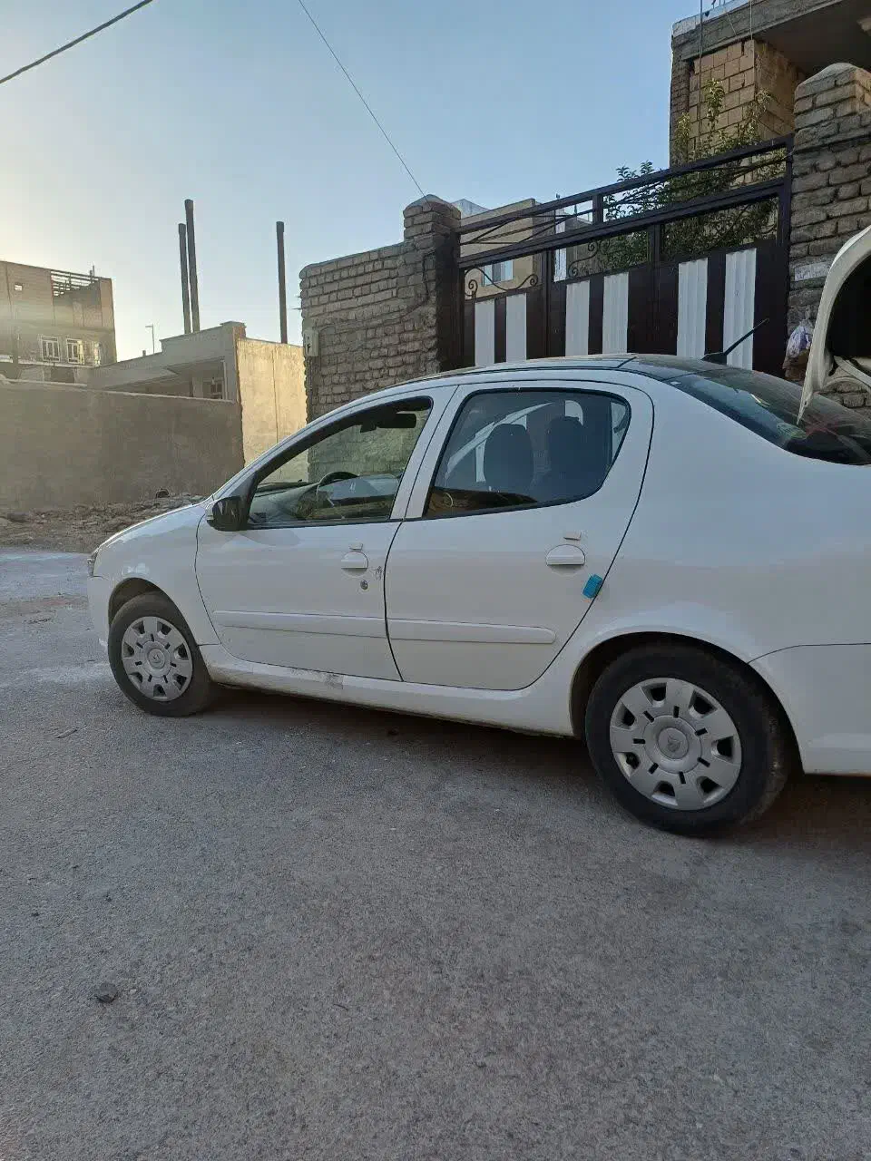 ماشین رانا پلاس پانا،6سرعته،گارانتی فعال|خودرو سواری و وانت|نورآباد, |دیوار