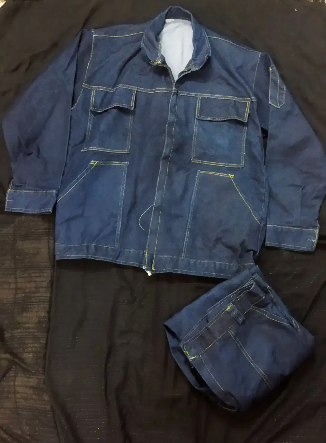 لباس کار لی نونو|لباس|کاشان, شهدا|دیوار