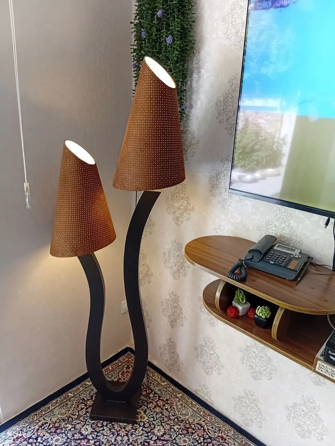 آباژور شیک و باکلاس|چراغ خواب و آباژور|بروجرد, |دیوار