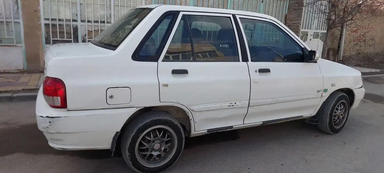 ۱۳۲ سفید|خودرو سواری و وانت|گلبهار, نوبهار|دیوار