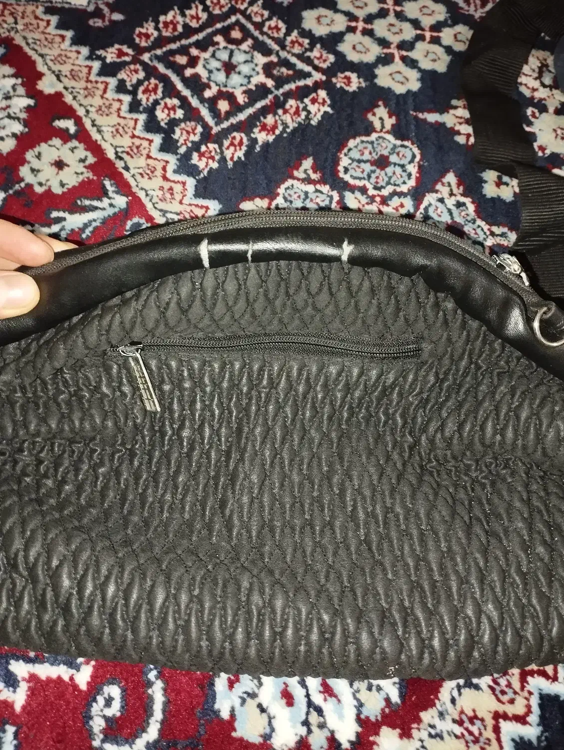 تعدادی کیف|کیف، کفش، کمربند|اردبیل, |دیوار