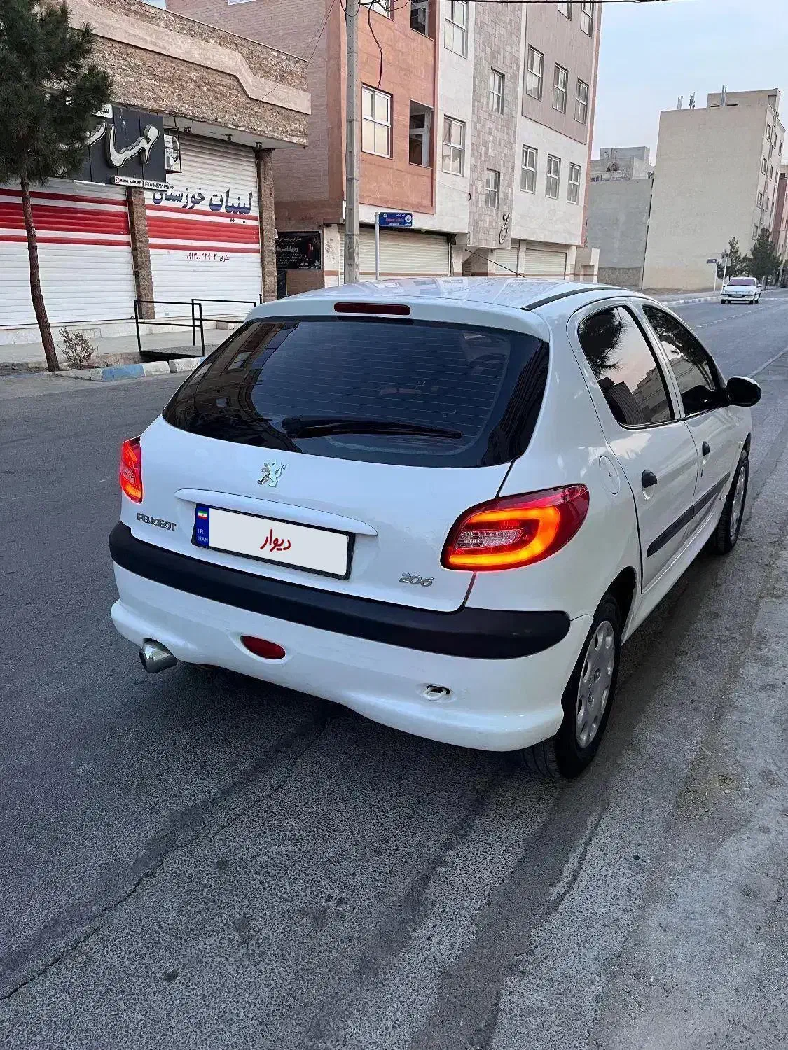 پژو ۲۰۶ تیپ ۲ مدل ۹۱|خودرو سواری و وانت|شاهینشهر, بانک استان|دیوار