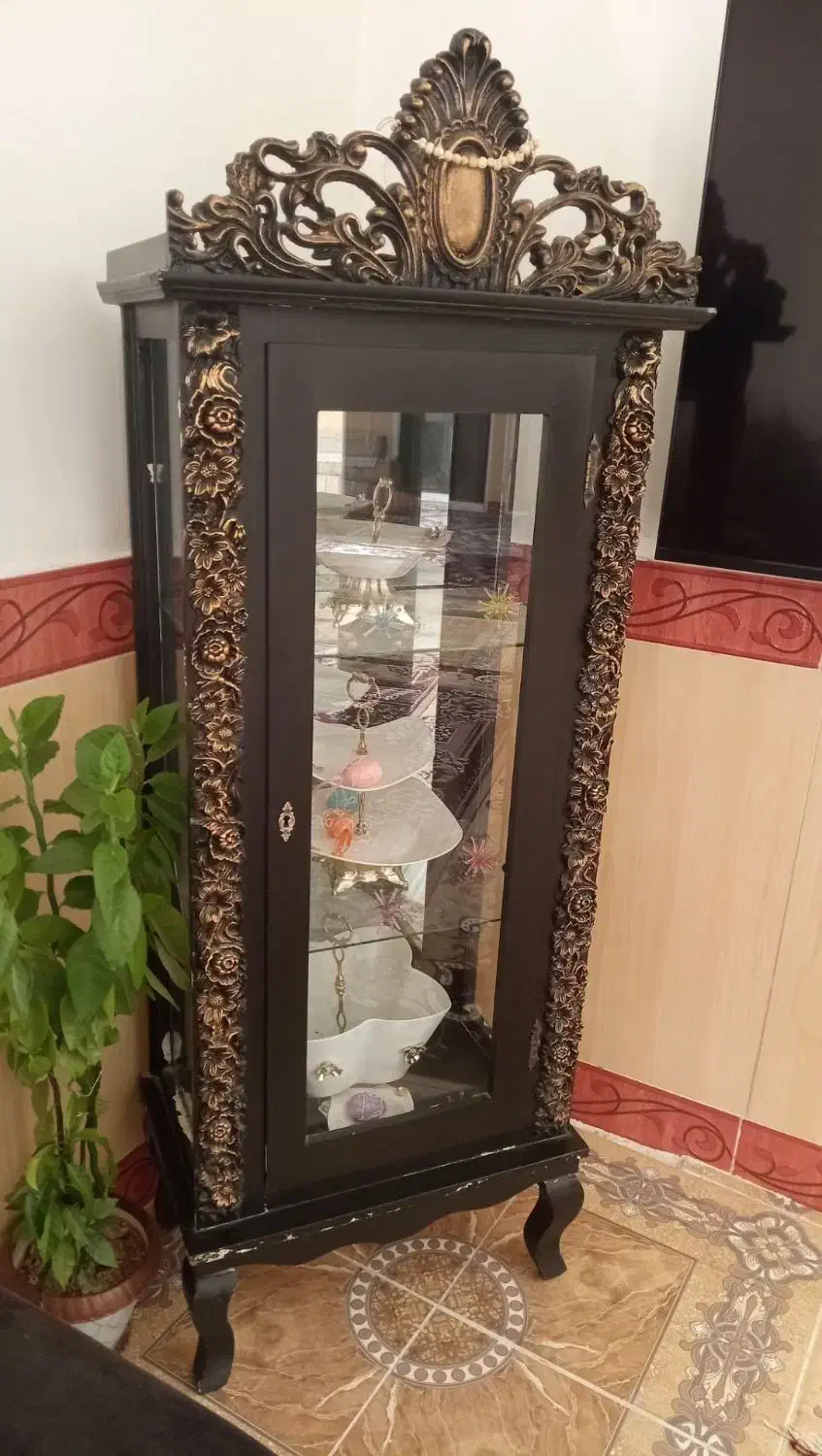 سط کامل یکم خط خش دارن|مبلمان خانگی و میز عسلی|گوآور, |دیوار