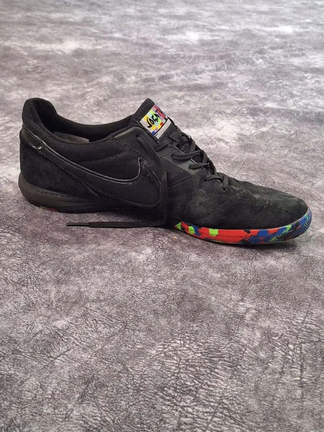 کفش فوتسال سالنی|تجهیزات ورزشی|ماکو, |دیوار