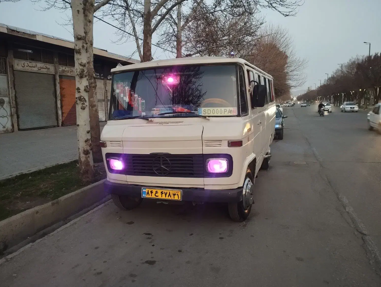 دربستی به تمام نقاط کشور و سرویس شرکت و کارخانجات|خدمات حمل و نقل|بروجرد, |دیوار