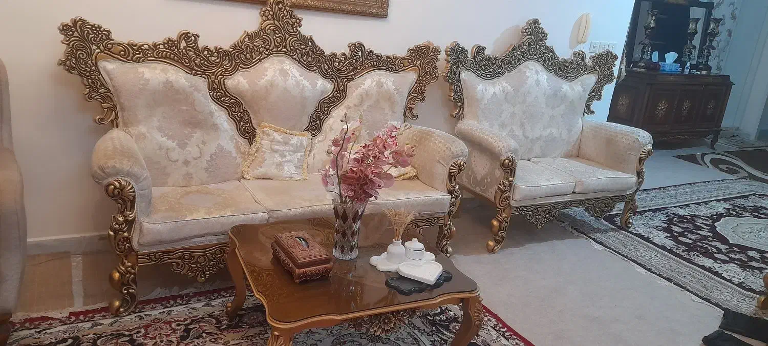 مبل سلطنتی و لوازم منزل|مبلمان خانگی و میز عسلی|سهند, |دیوار