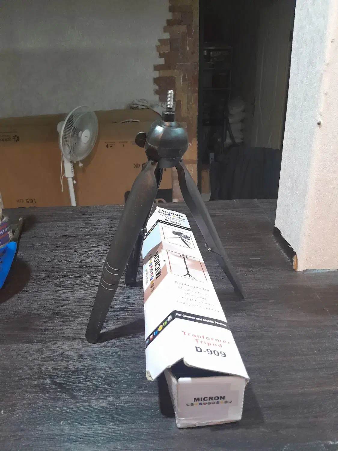 یک عدد  پایه  دوربین نو|دوربین عکاسی و فیلم‌برداری|ملارد, |دیوار