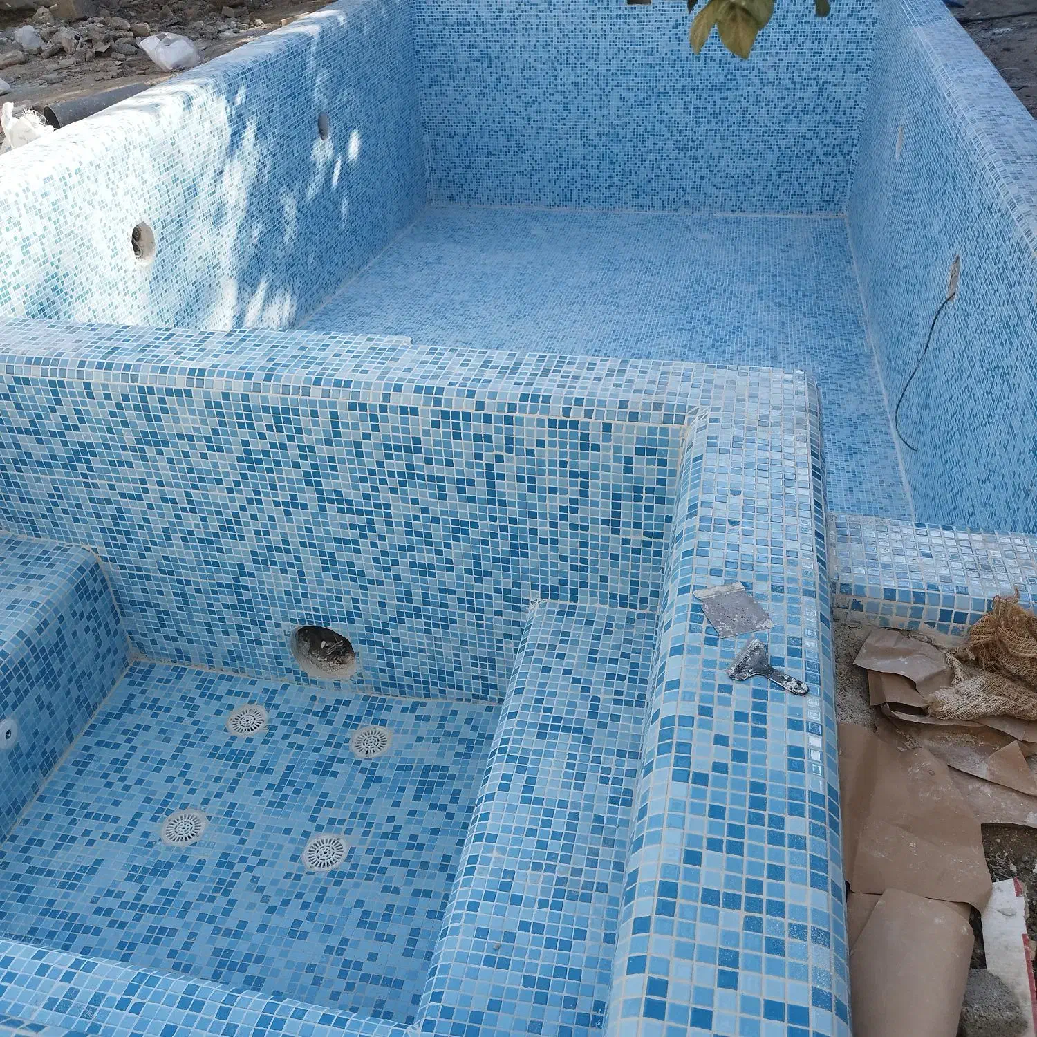 سیمانکاری،آببندی و کاشیکاری استخر|خدمات پیشه و مهارت|شهریار, شهریار|دیوار