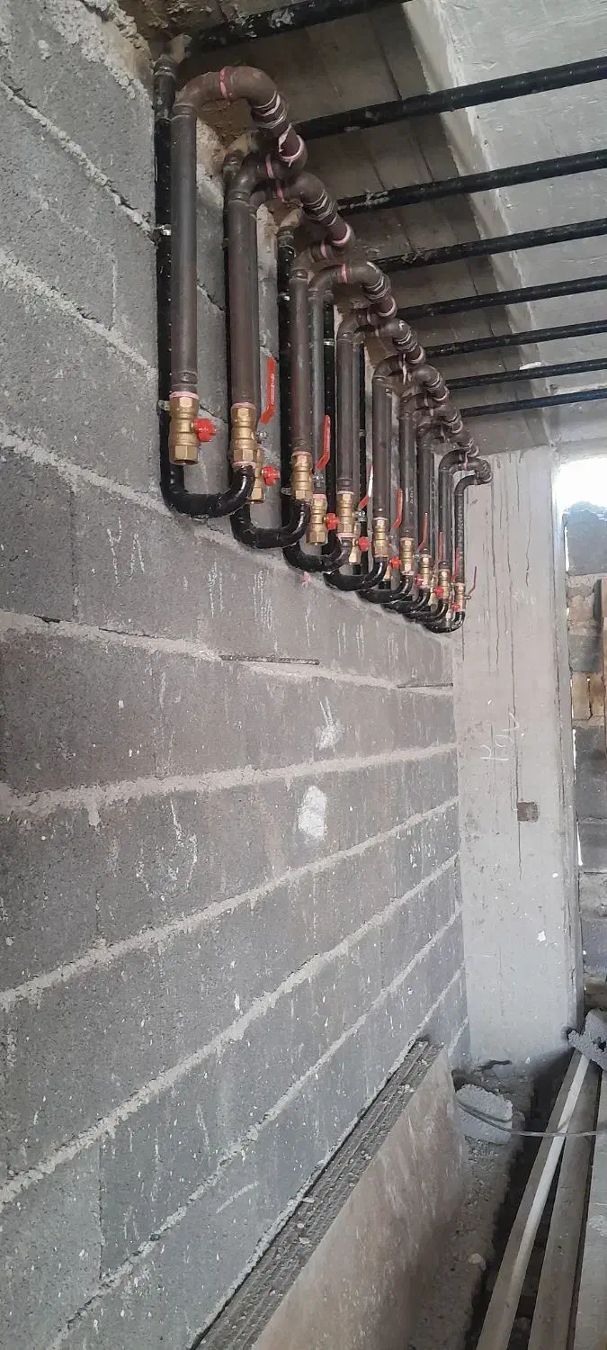 لوله کشی تاسیسات آب سرد و گرم وگاز|خدمات پیشه و مهارت|آستانه اشرفیه, |دیوار