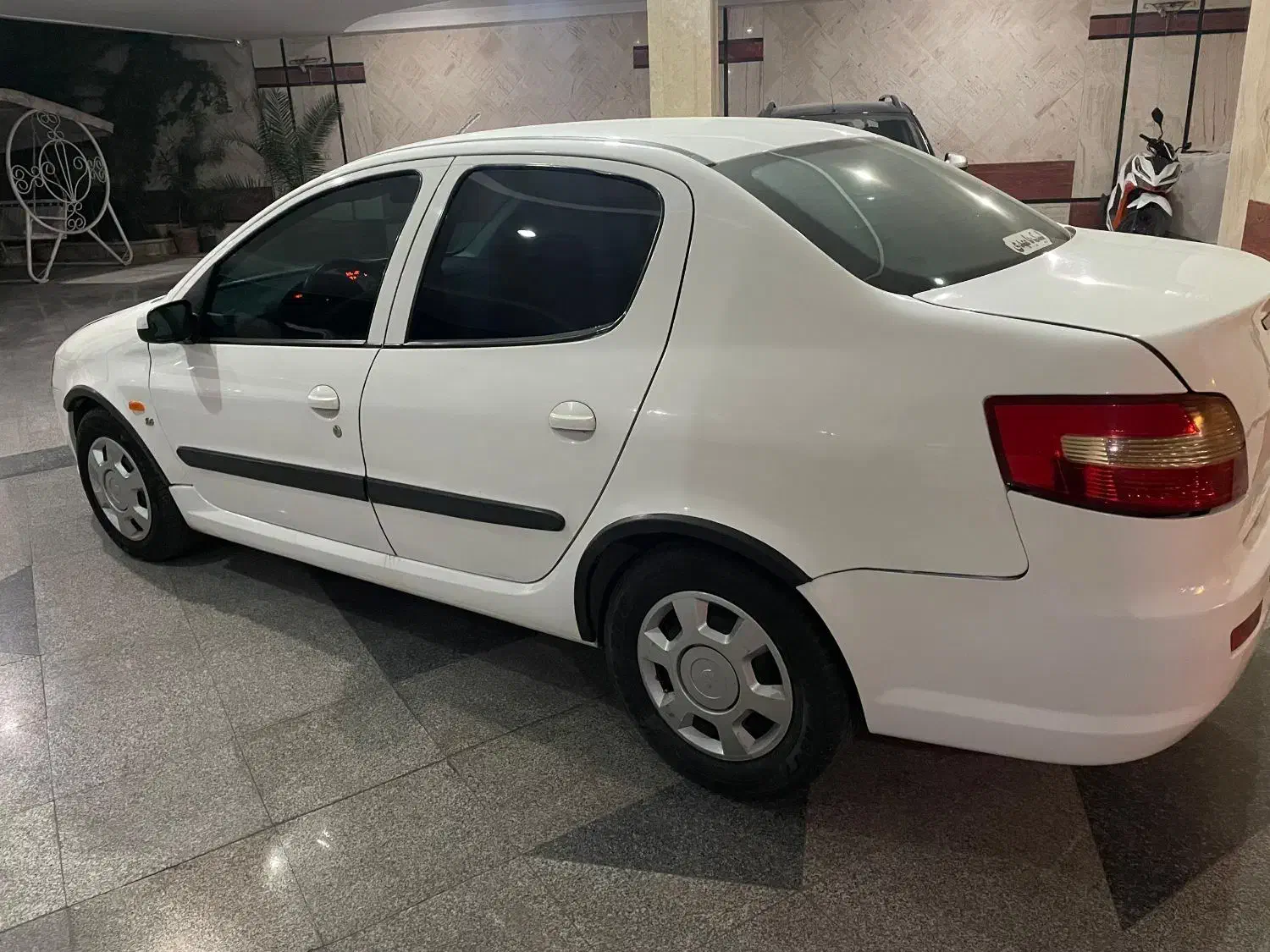 رانا ۹۳ بی رنگ کم کار|خودرو سواری و وانت|مشهد, احمدآباد|دیوار