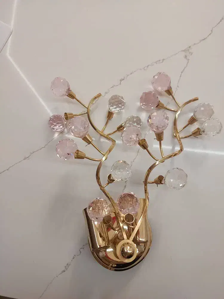 چراغ دیواری با رنگ ثابت|لوستر و چراغ آویز|تهران, کوی فراز|دیوار