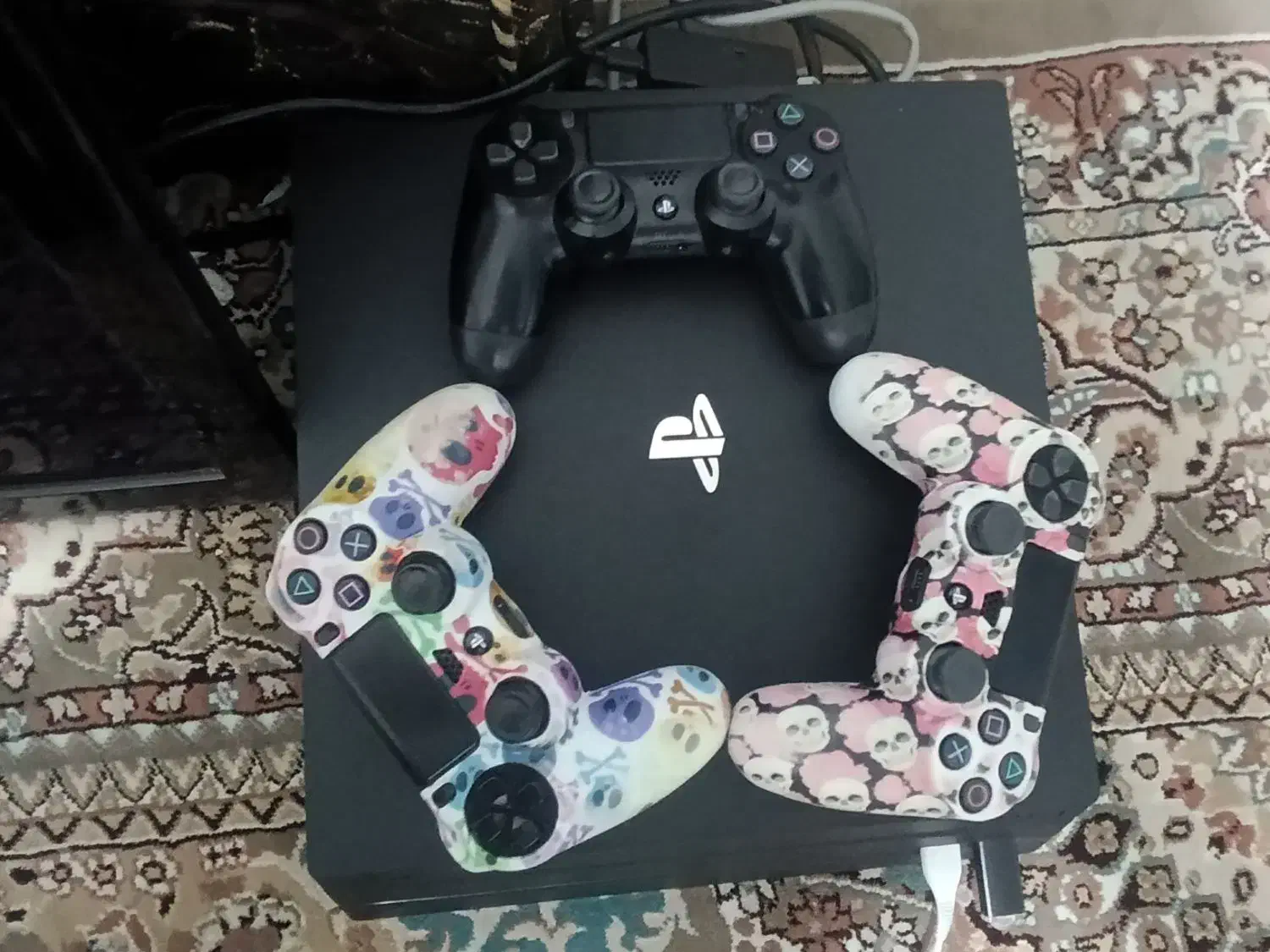 PS4 pro خیلی تمیز|کنسول، بازی ویدئویی و آنلاین|الیگودرز, |دیوار