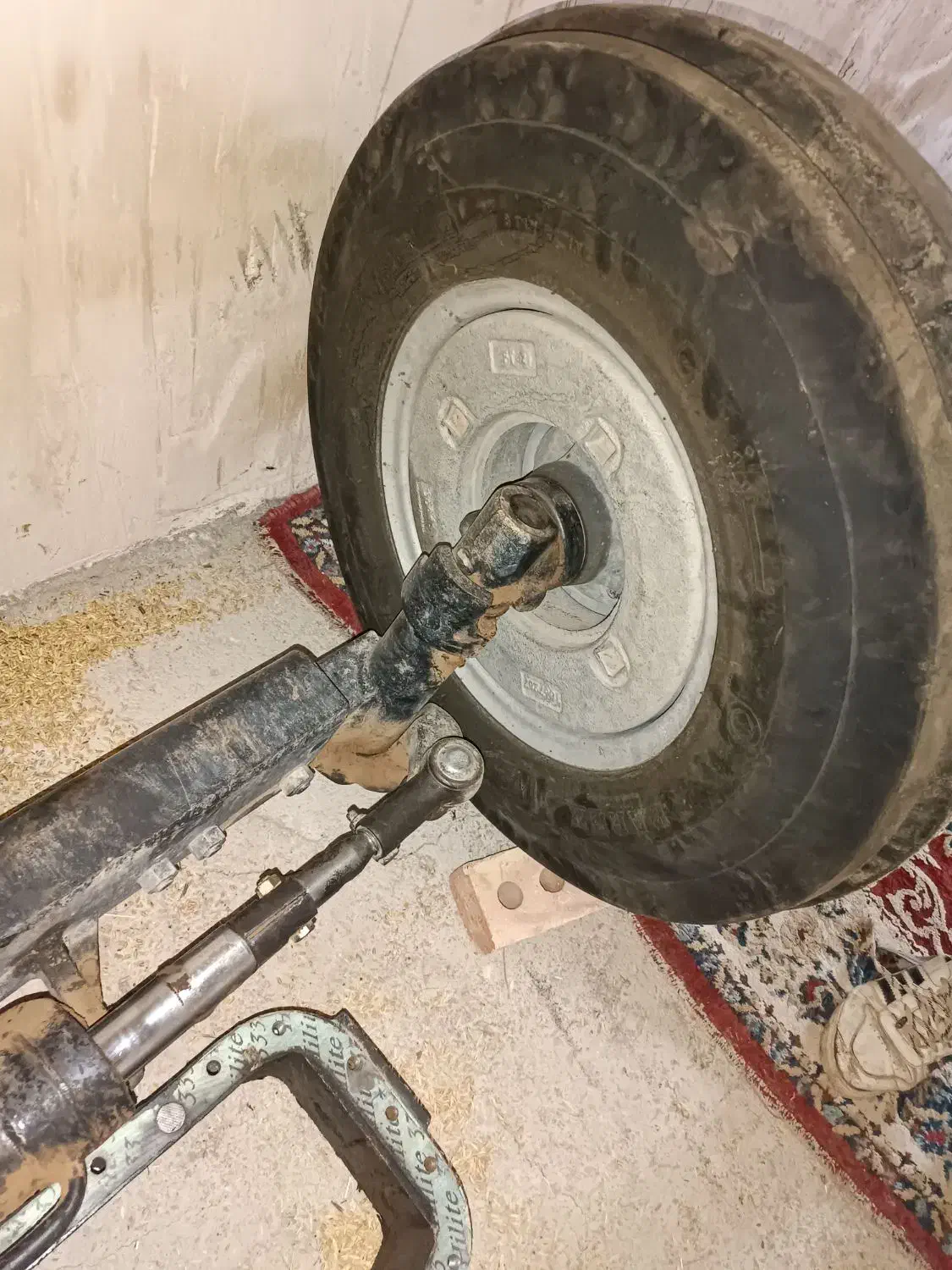 جلوی تراختور ATM|قطعات یدکی و لوازم جانبی|اهر, |دیوار