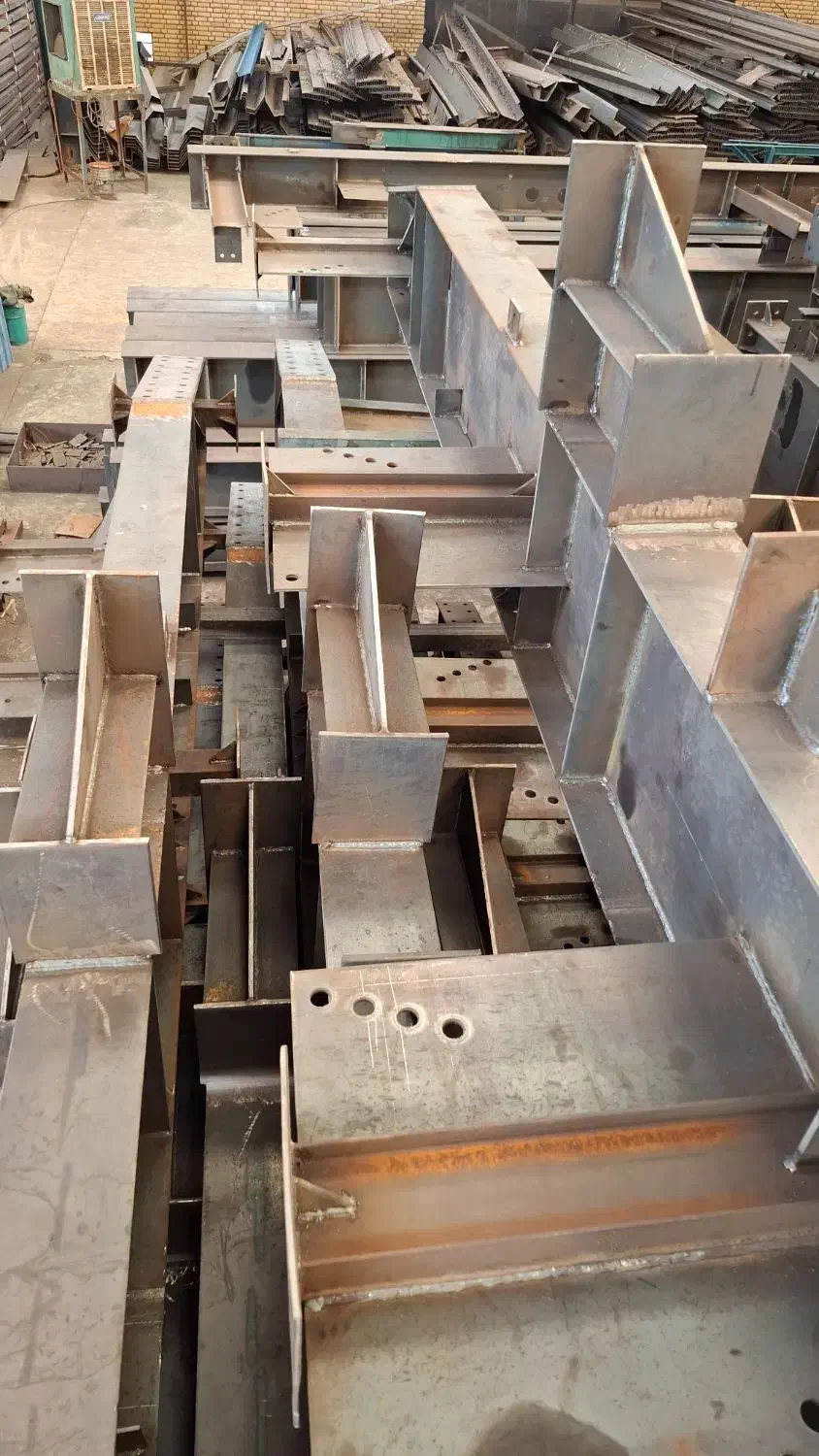 ساخت و نصب سوله و سازه فولادی|خدمات پیشه و مهارت|نگار, |دیوار