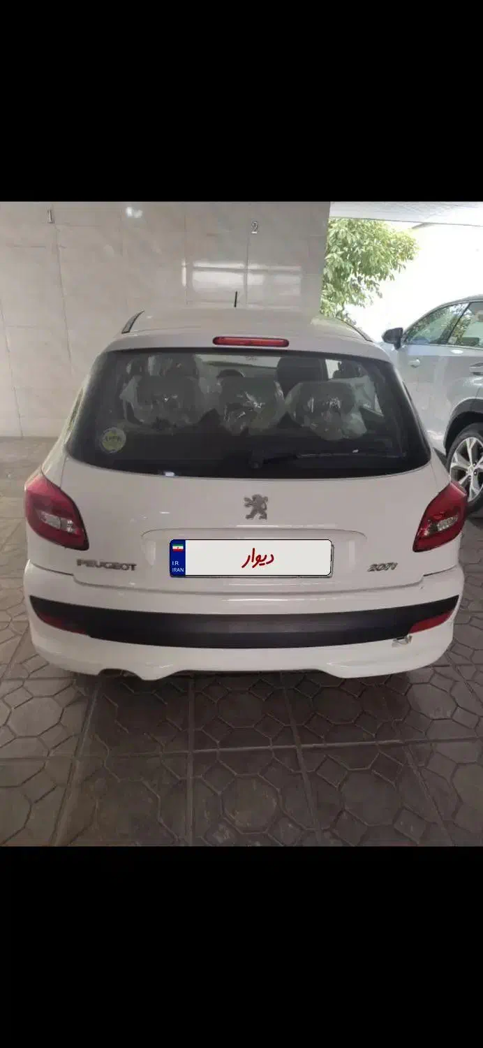 فروش ۲۰۷i سفید در حد صفر|خودرو سواری و وانت|شیراز, شهرک ایثار|دیوار