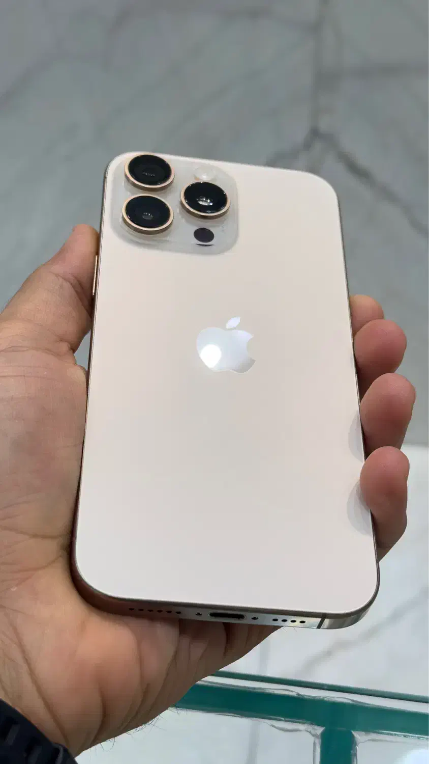 آیفون ۱۶ پرومکس۲۵۶باتری۹۸-iphone16 maxبدون ریجستر|موبایل|بندرعباس, |دیوار