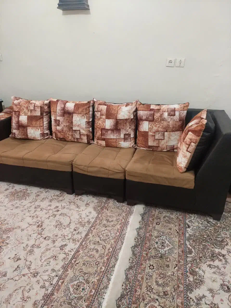 مبل 4 نفره|مبلمان خانگی و میز عسلی|تهران, مشیریه|دیوار