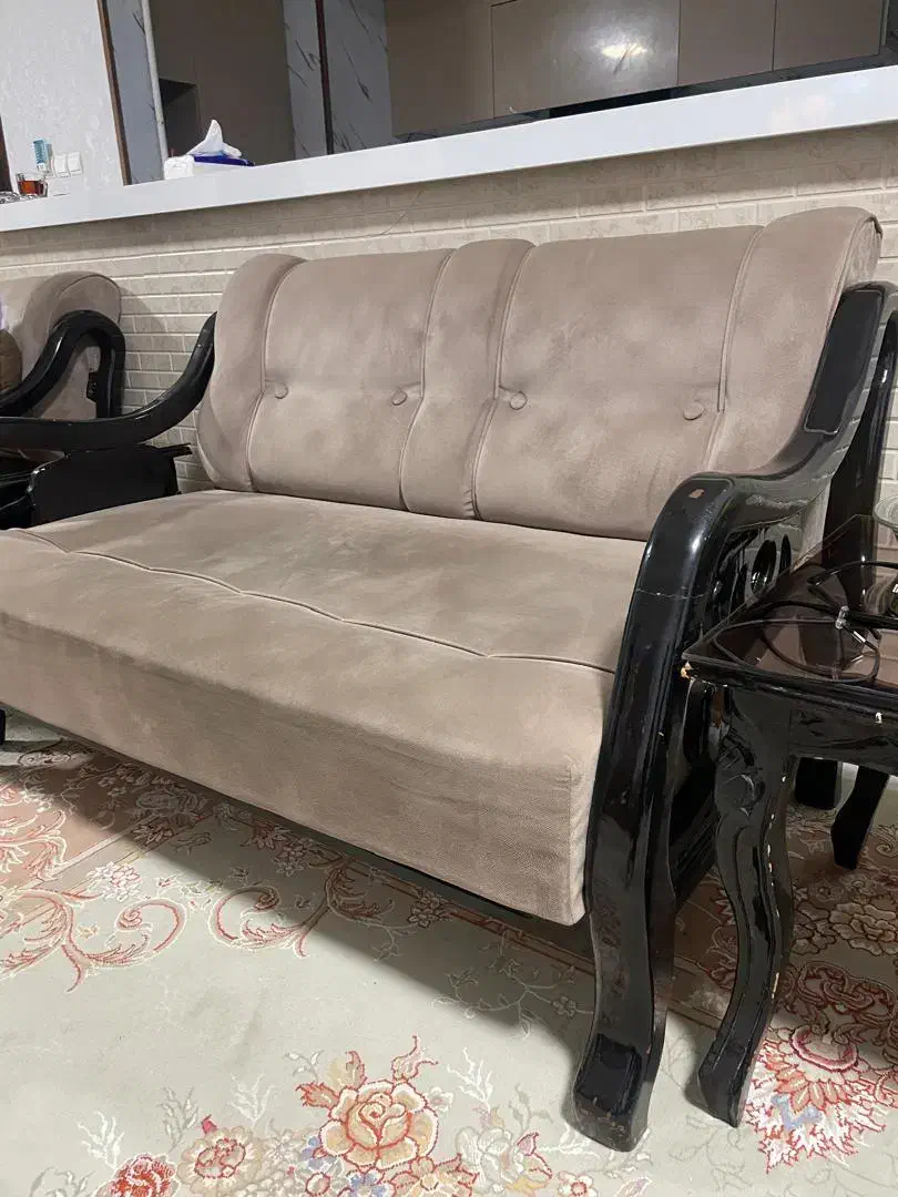 مبل ۸ نفره تمیز|مبلمان خانگی و میز عسلی|مبارکه, |دیوار