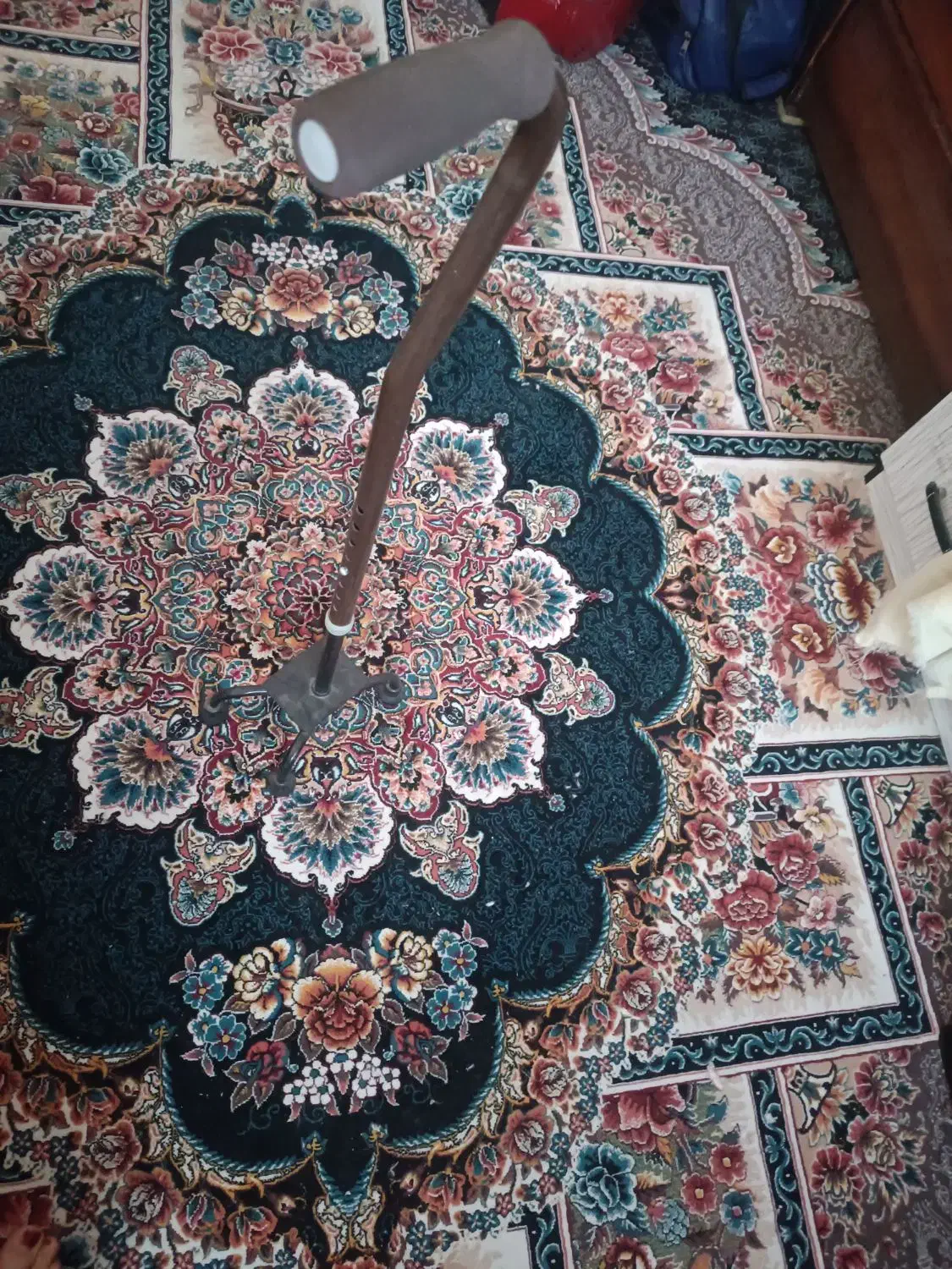 عصا فلزی چهارپایه|آرایشی، بهداشتی، درمانی|ملارد, |دیوار