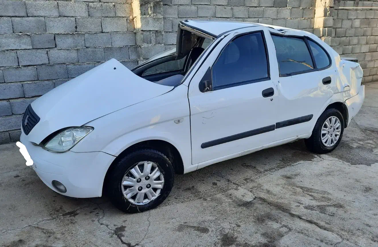 تیبا صندوقدارمدل۱۳۹۵تصادفی|خودرو سواری و وانت|کرمانشاه, |دیوار