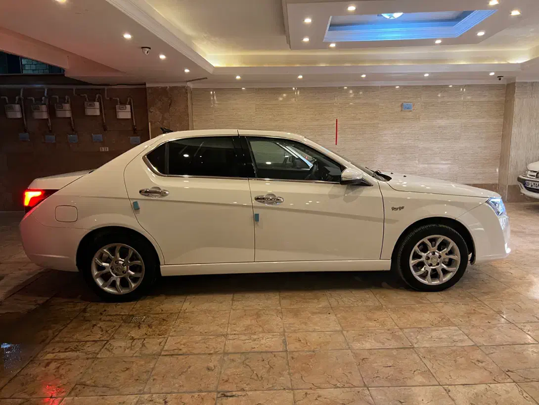 دنا پلاس توربو اتومات مدل 1404صفر|خودرو سواری و وانت|صفادشت, |دیوار