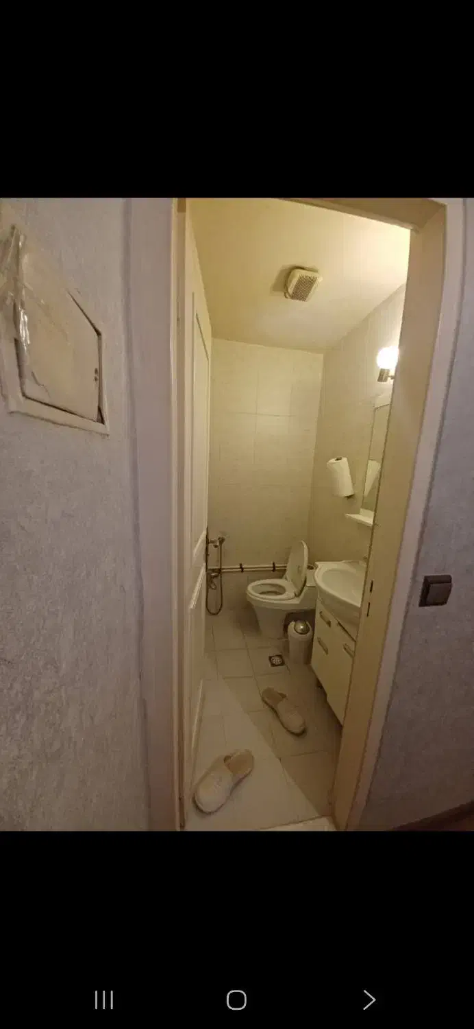 رهن کامل واحد ۵۲ متری همیلا با دو حیاط ۴۰ متری