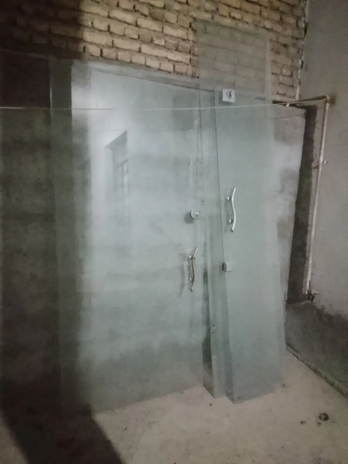 شیشه سکوریت|مصالح و تجهیزات ساختمان|میاندوآب, |دیوار