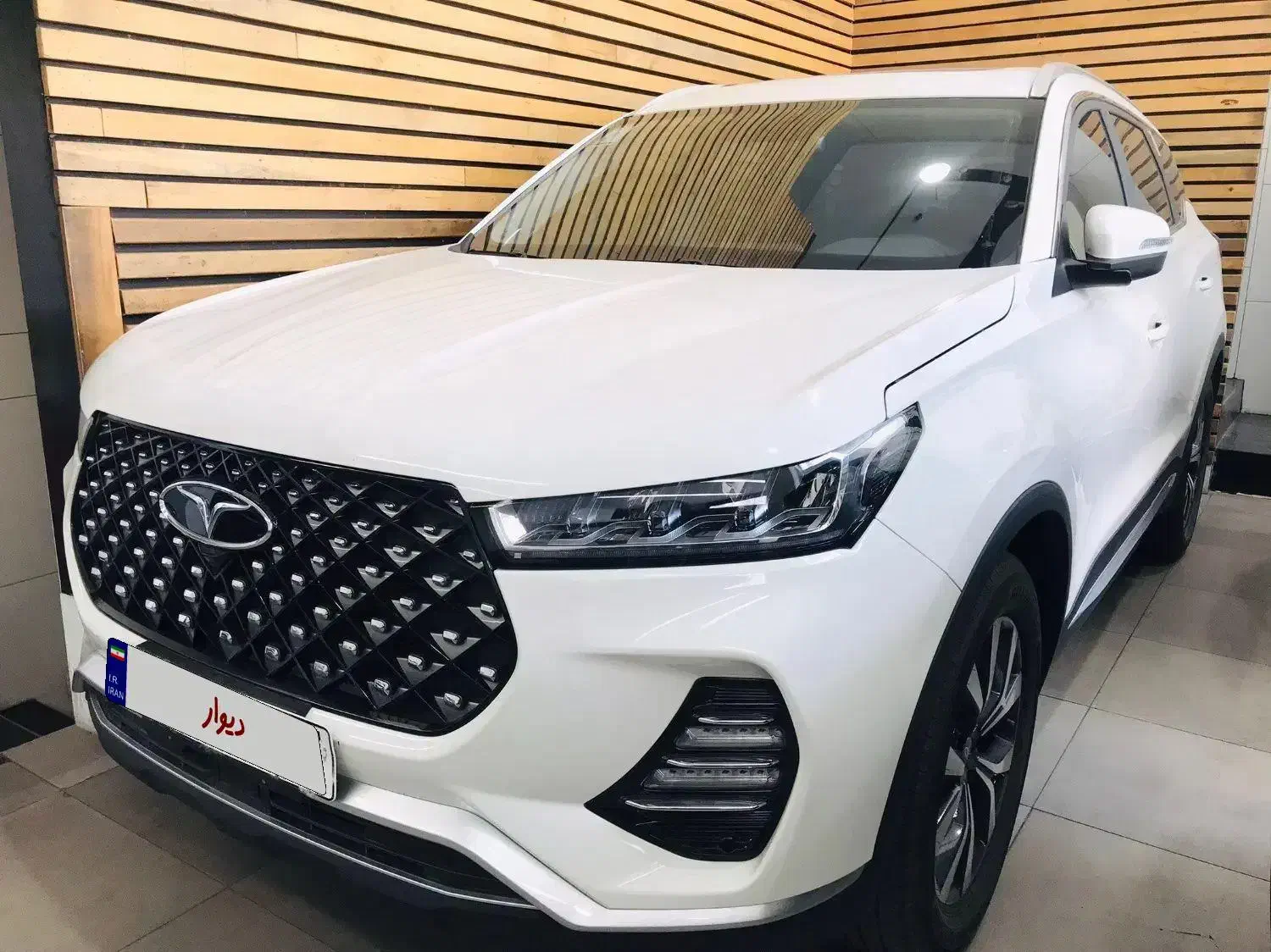 فروش فوری و ویژه|خودرو سواری و وانت|اصفهان, فروردین|دیوار