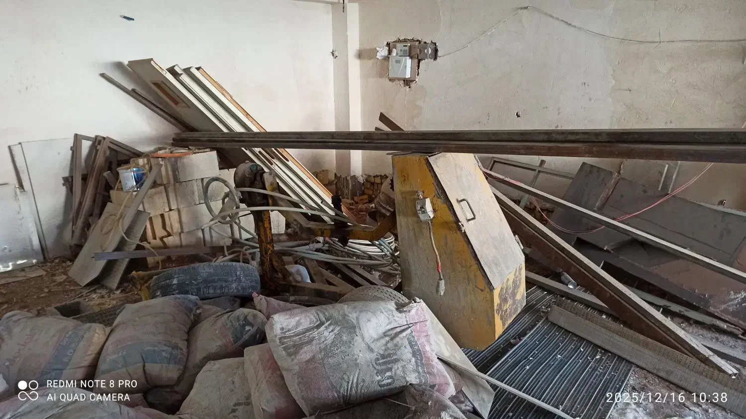 فروش قالب فلزی 50در 100 و بتونیر|مصالح و تجهیزات ساختمان|کوهدشت, |دیوار