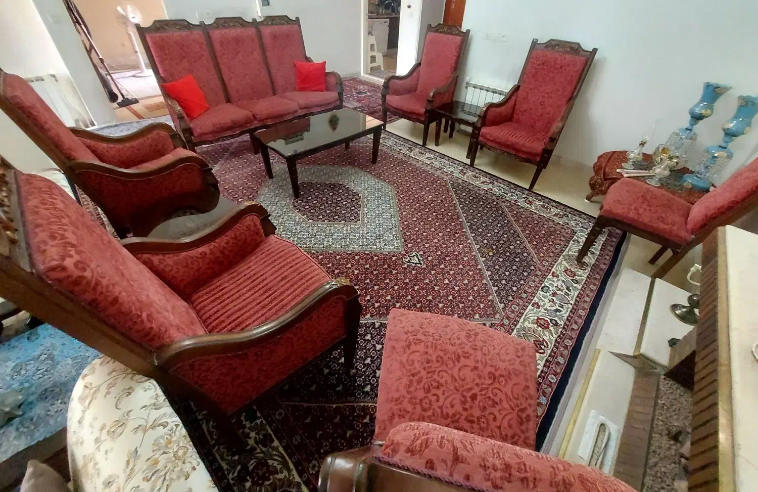 مبلمان سلطنتی ۹ نفره|مبلمان خانگی و میز عسلی|اصفهان, جلفا|دیوار