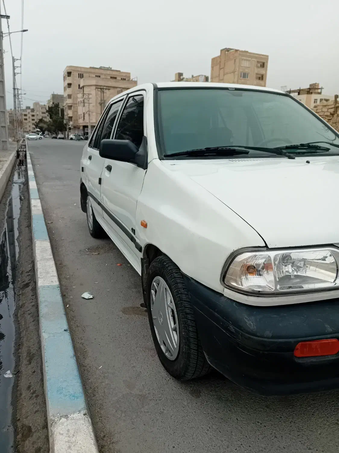 پرایدمدل ۸۴ سفید|خودرو سواری و وانت|بهارستان, |دیوار