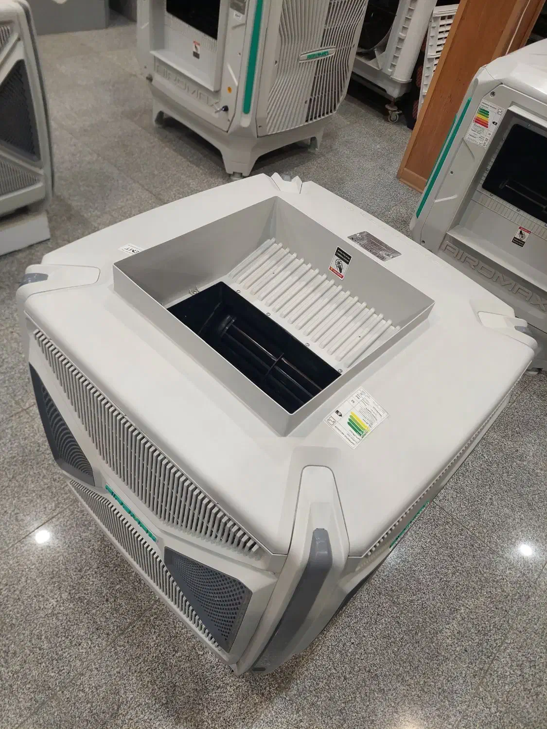 کولر پلیمری آپارتمانی ۴۵۰۰ بالازن ایرومکس|کولر آبی|یزد, |دیوار