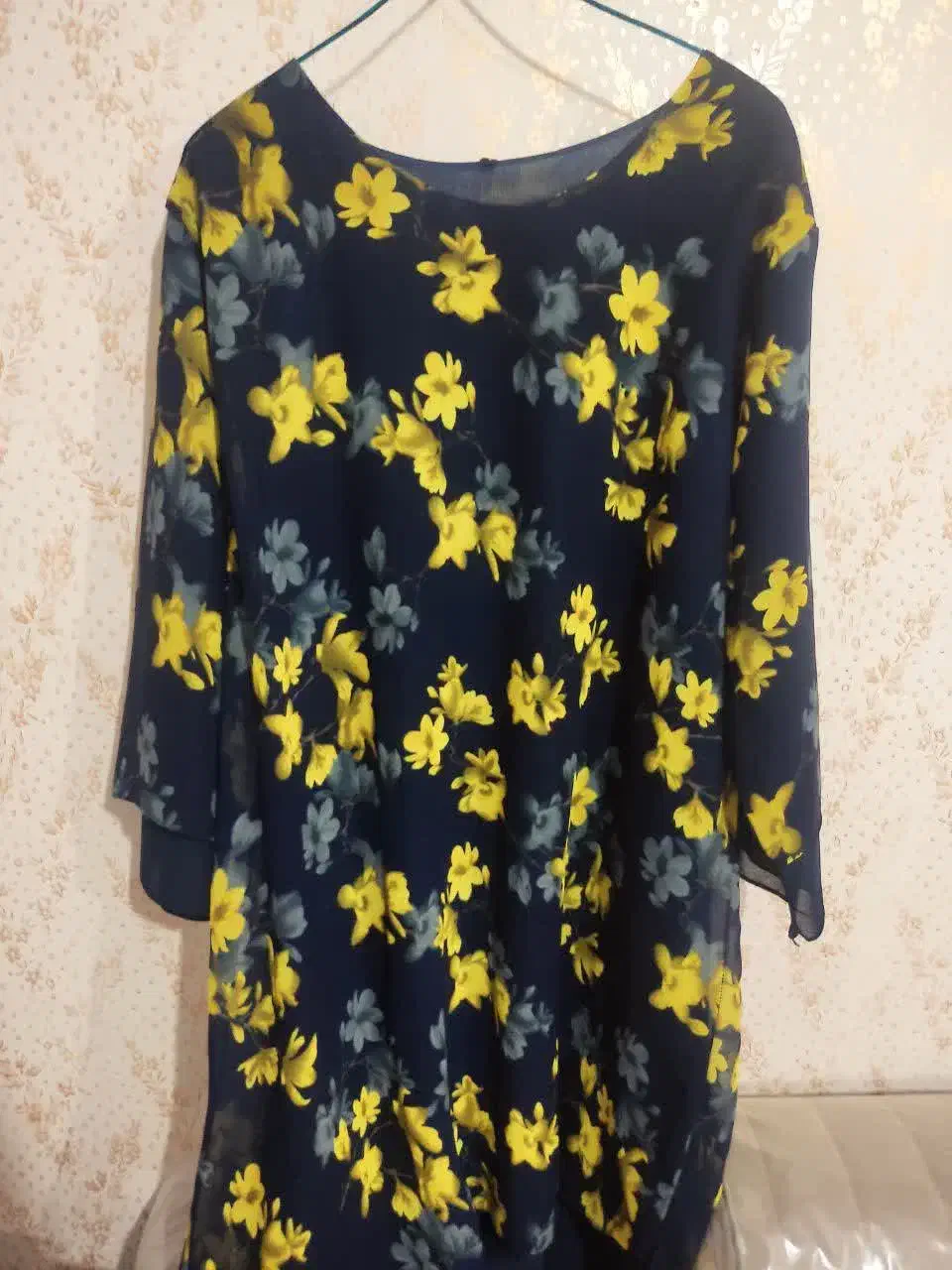 تونیک نو|لباس|کرمانشاه, |دیوار