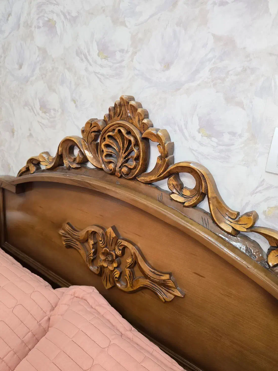 سرویس خواب|تخت و سرویس خواب|شیراز, فرهنگ شهر|دیوار