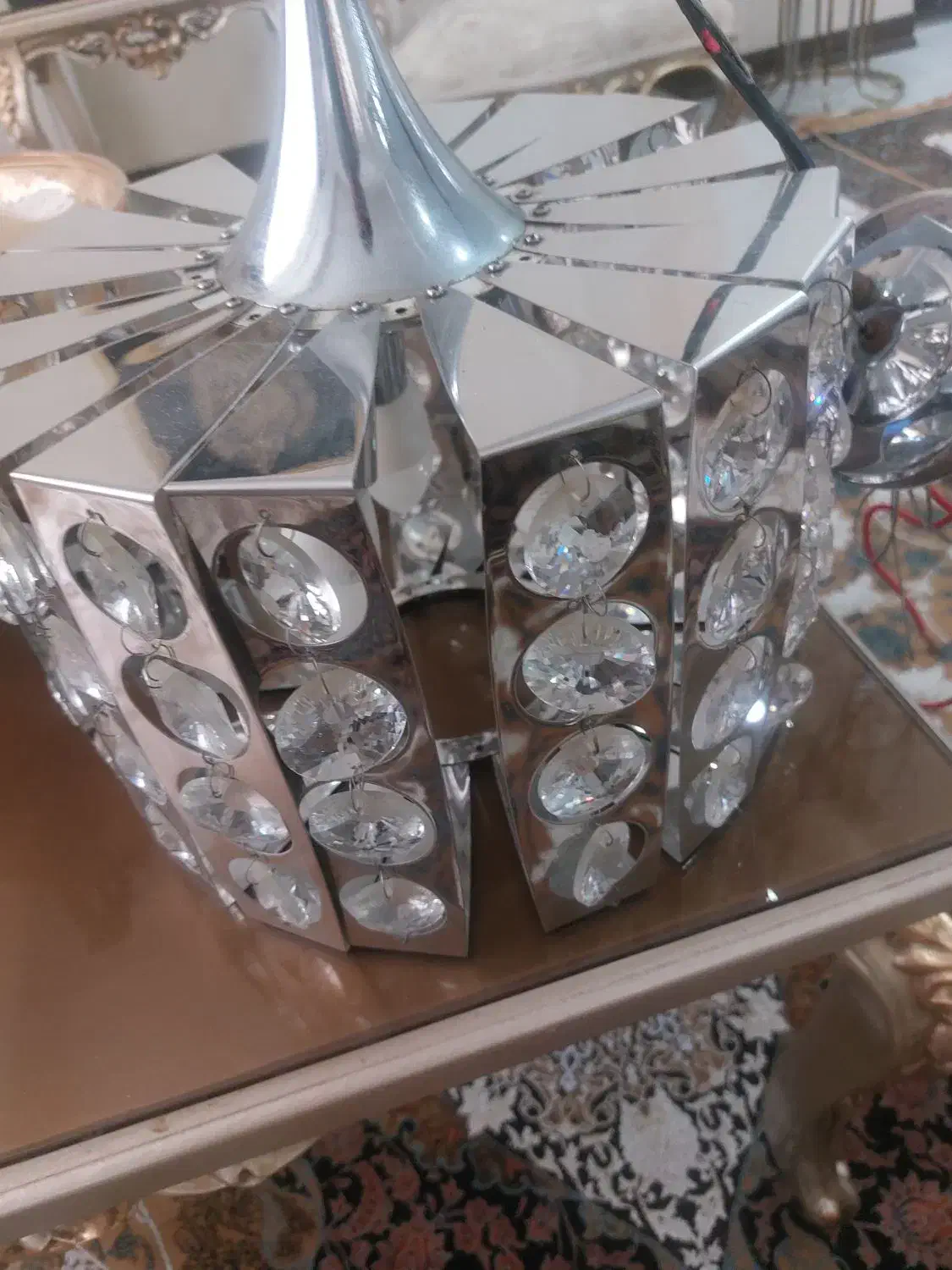 لوستر درحد نو|لوستر و چراغ آویز|تهران, گلستان (شهرک راه آهن)|دیوار