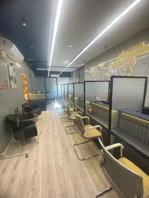 استخدام کارمند در آژانس هواپیمایی گل خندان گشت|استخدام اداری و مدیریت|تهران, میدان ولیعصر|دیوار