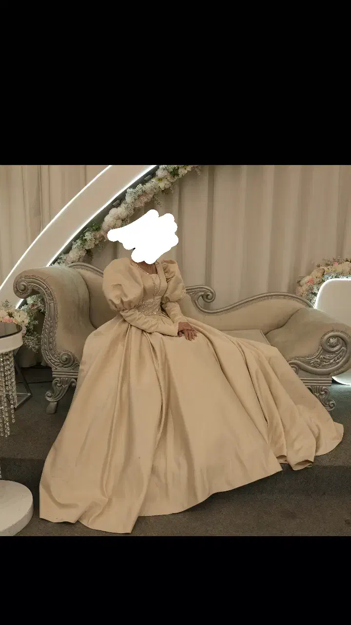 پیراهن مجلسی|لباس|آمل, |دیوار