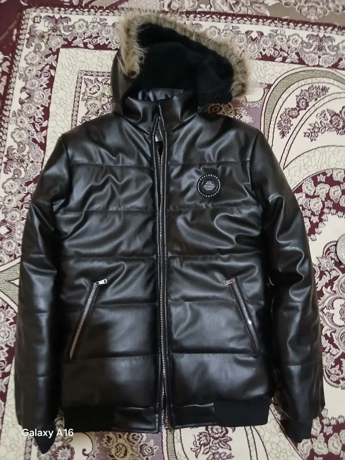 کاپشن چرم پفی|لباس|شیروان (خراسان), |دیوار